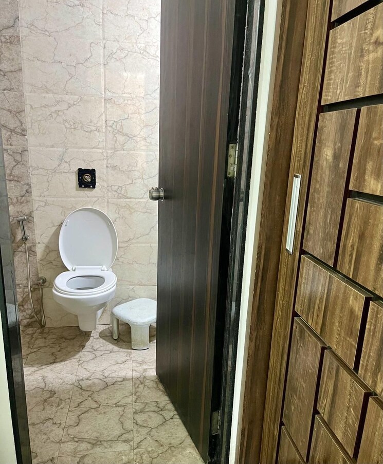 Bathroom, wakad 2 Bedroom 810 Sq.Ft. Apartment In Wakad Pune 9089214