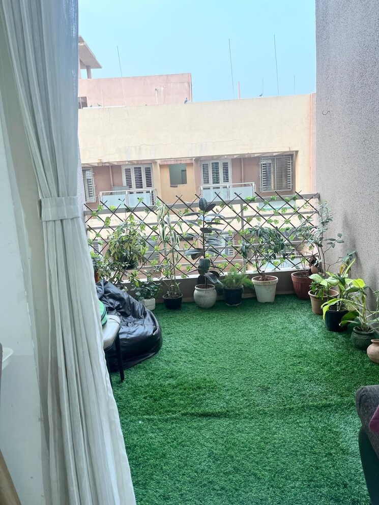 Balcony, wakad 2 Bedroom 810 Sq.Ft. Apartment In Wakad Pune 9089214