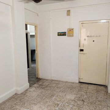 Bedroom in 1 BHK Apartment at Ghantali Sahaniwas CHS, Naupada – for Rent