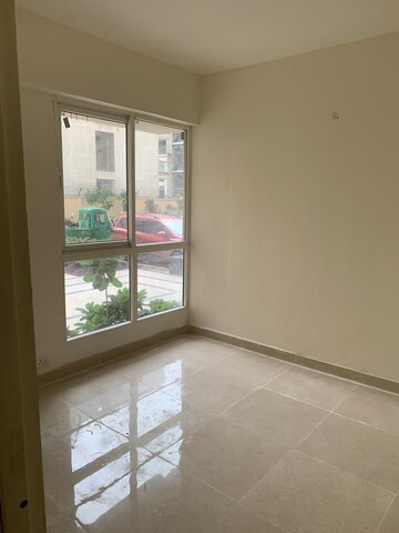 Furnished Amenities in 2 BHK Apartment at Signature Global Prime, Sector 63a – for Rent