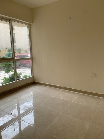Furnished Amenities in 2 BHK Apartment at Signature Global Prime, Sector 63a – for Rent