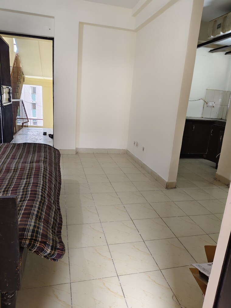 Other, sector 23 dwarka 1 Bedroom 400 Sq.Ft. Apartment In Sector 23 Dwarka Delhi 9089268