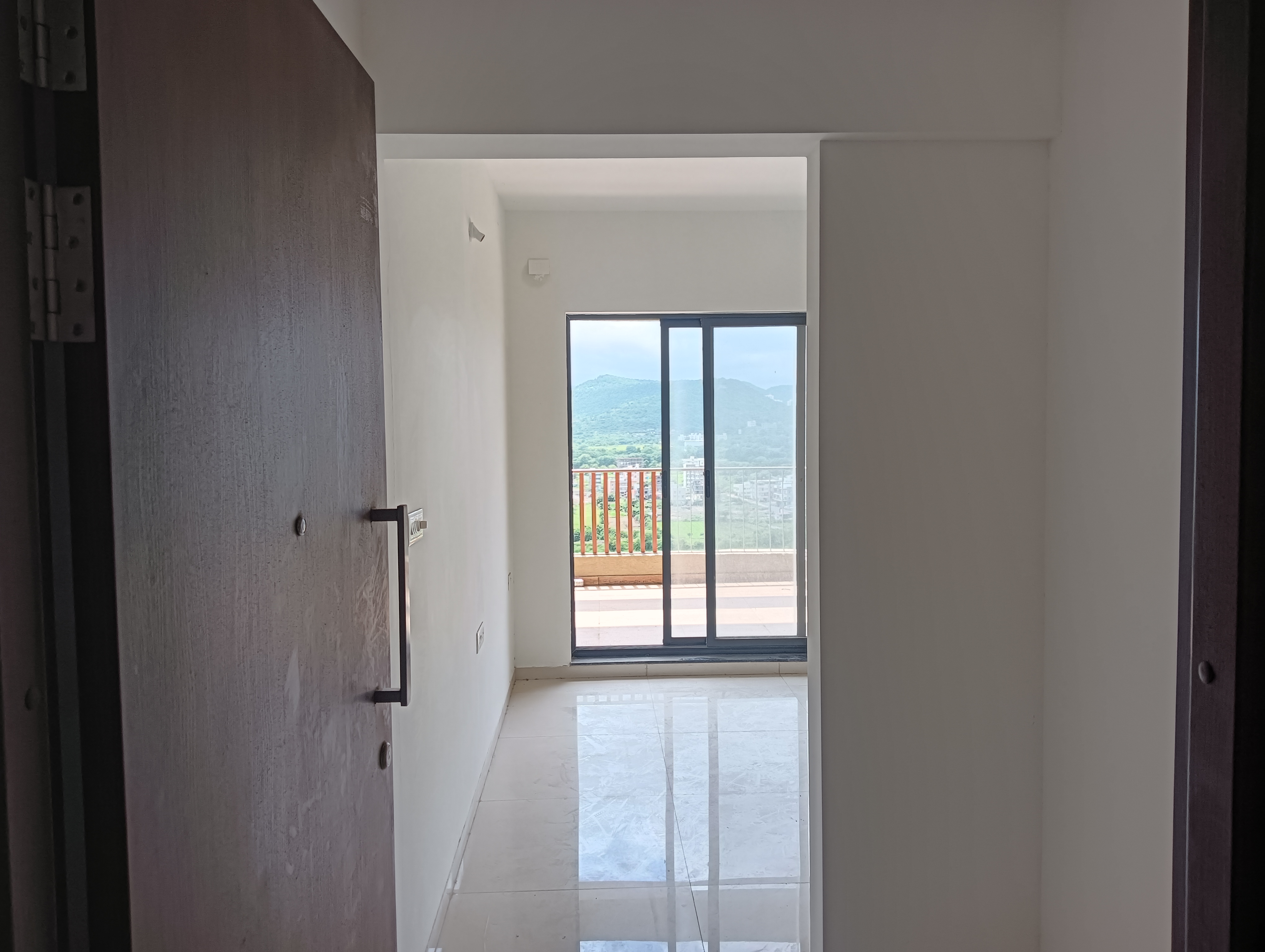 2 BHK + Extra Room 690 Sq.Ft. Apartment in Shapoorji Pallonji Sensorium