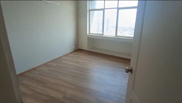 Room in 3 BHK Apartment at Raheja Vedaanta, Sector 108 – for Sale