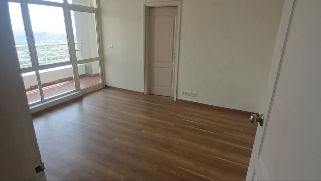 3 BHK Apartment For Sale in Raheja Vedaanta