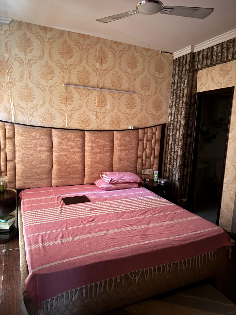 2 BHK + Study Room Apartment For Rent in Aims Golf Avenue II