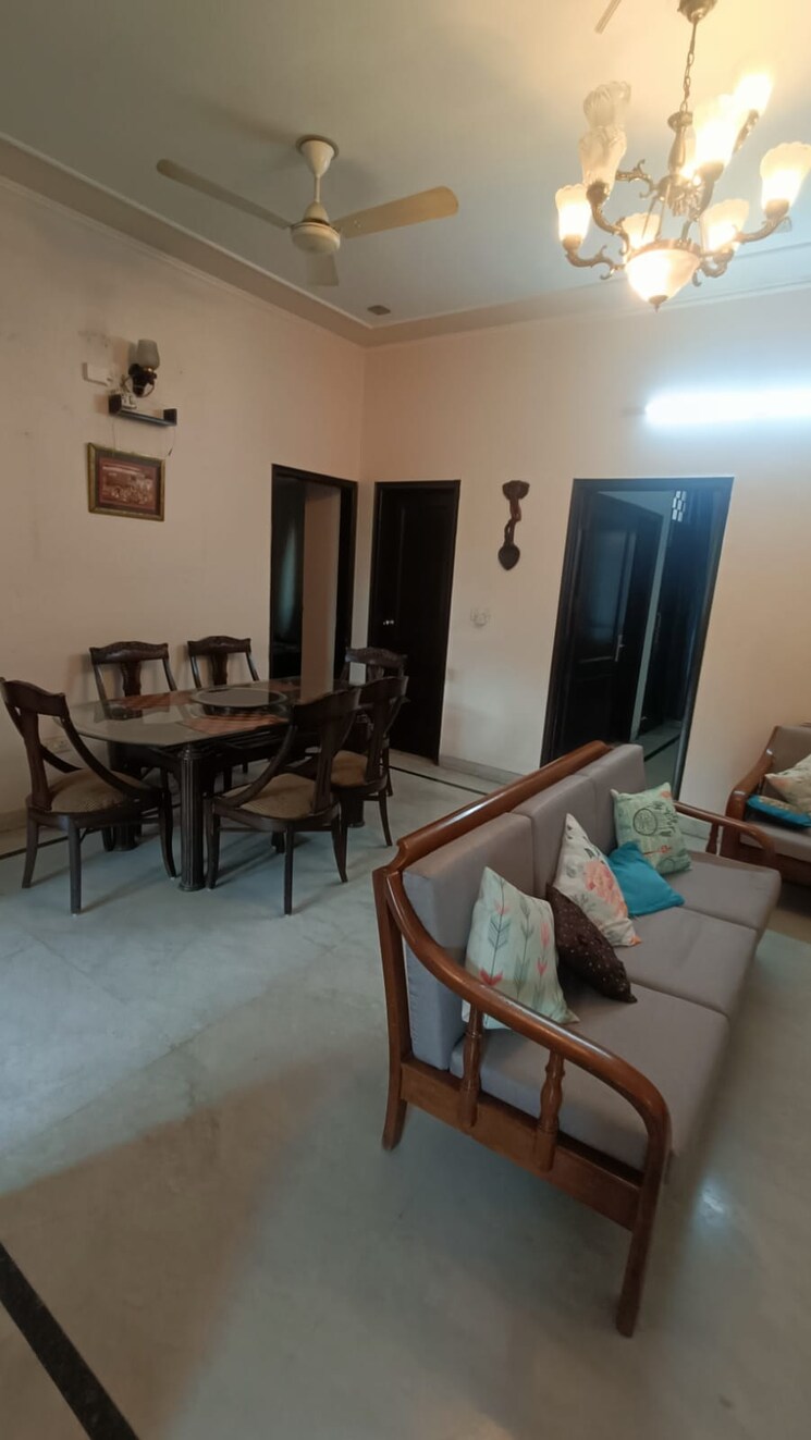 Gym, huda-staff-colony 3 Bedroom 1800 Sq.Ft. Builder Floor In Sector 46 Gurgaon 9089285