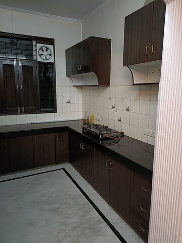 Kitchen in 3 BHK Builder Floor at Huda Staff Colony, Sector 46 – for Rent