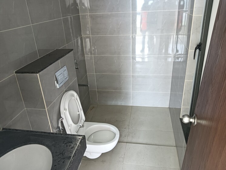 Bathroom, shapoorji-pallonji-sensorium 2 Bedroom 690 Sq.Ft. Apartment In Hinjewadi Pune 9089246