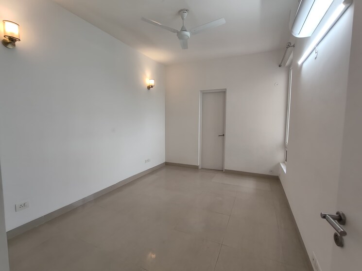 Room, emaar-emerald-estate 3 Bedroom 1395 Sq.Ft. Builder Floor In Sector 65 Gurgaon 9089351