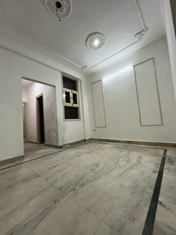 2 BHK Builder Floor For Rent in Saket