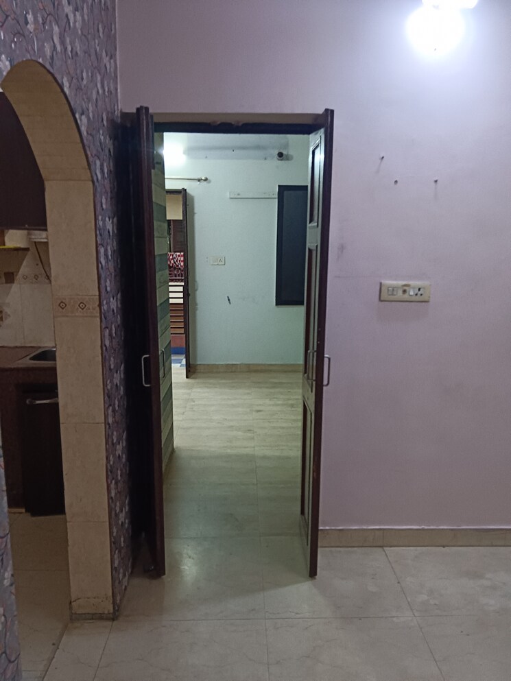 undefined, best-apartments 2 Bedroom 950 Sq.Ft. Apartment In Dilshad Garden Delhi 9089356