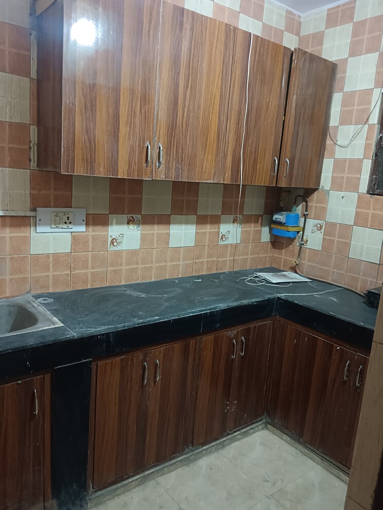 Kitchen, mahalaxmi-niwas 2 Bedroom 750 Sq.Ft. Builder Floor In Dilshad Garden Delhi 9089388