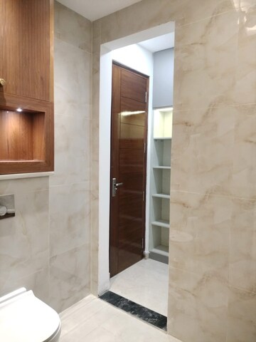 Bathroom in 3 BHK Builder Floor at BPTP District Phase 2, Sector 84 – for Sale
