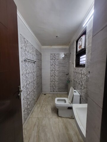 Bathroom in 2 BHK Builder Floor at Green Fields Colony – for Rent