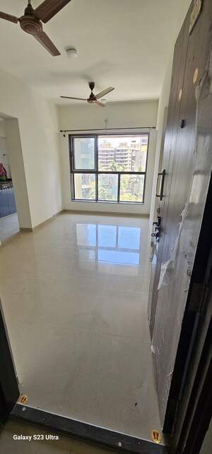 1 BHK Apartment For Sale in Veena Smart Homes, Kandivali West