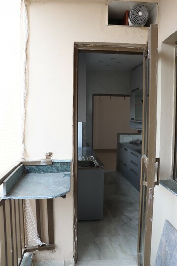 Team Area in 4 BHK Apartment at Ardee City Palm Grove Heights, Sector 52 – for Rent