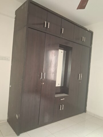 Furnished Amenities in 2 BHK Apartment at Nagpal Dev Exotica, Kharadi – for Rent