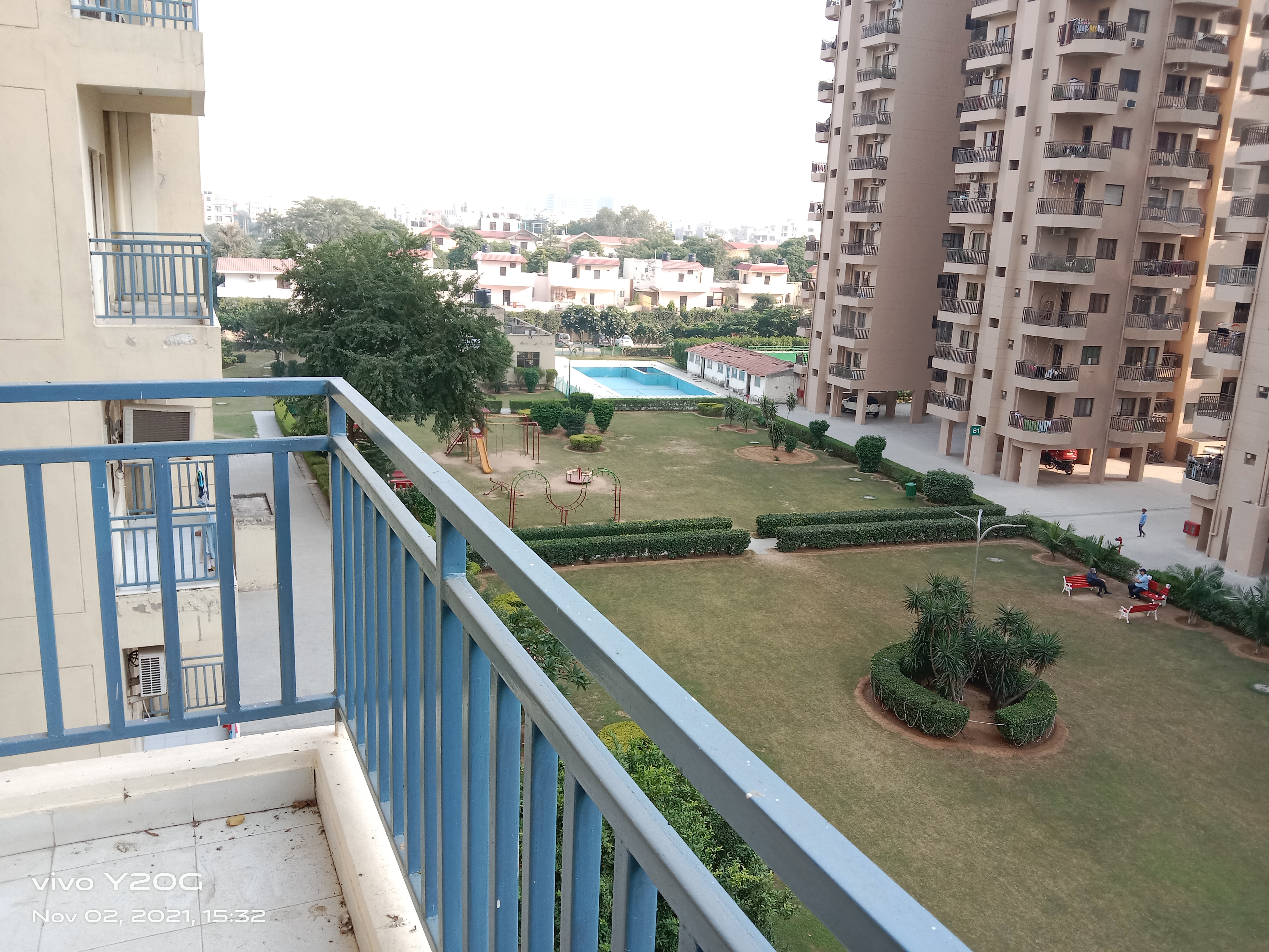 3 BHK + Servant Room Apartment For Rent in Ardee City The Residency