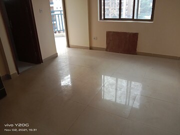 Room in 3 BHK Apartment at Ardee City The Residency, Sector 52 – for Rent