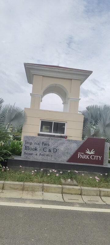  Plot – Exterior View View at Sultanpur Road - for Sale