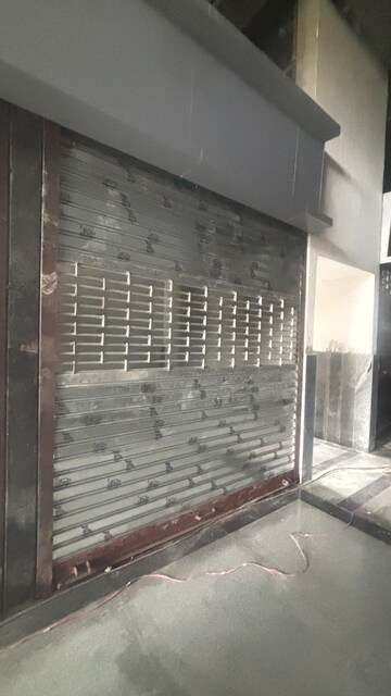 Room in  Shop at SKA Arcadia, Wave City – for Sale