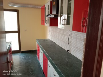 Kitchen in 4 BHK Apartment at Ardee City The Residency, Sector 52 – for Rent