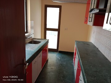 Kitchen in 4 BHK Apartment at Ardee City The Residency, Sector 52 – for Rent