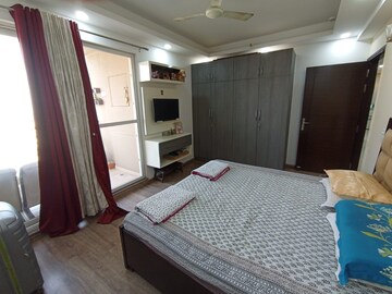 Bedroom in 4 BHK Apartment at Prateek Edifice, Sector 107 – for Rent