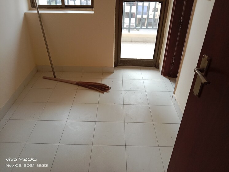 Bathroom, ardee-city-the-residency 4 Bedroom 2200 Sq.Ft. Apartment In Sector 52 Gurgaon 9089555