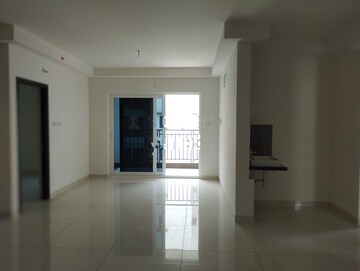 Room in 4 BHK Apartment at Aparna Sarovar Zicon, Nallagandla – for Sale