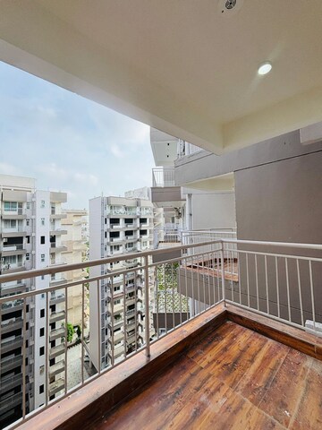 Balcony in 3.5 BHK Apartment at Ram Shanti Apartment, Sector 52 – for Rent
