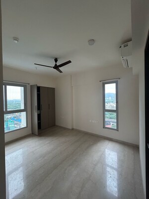 2 BHK Apartment For Sale in Piramal Vaikunth, Balkum Pada