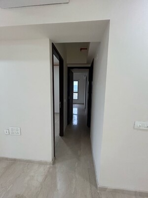 Room in 2 BHK Apartment at Piramal Vaikunth, Balkum Pada – for Sale