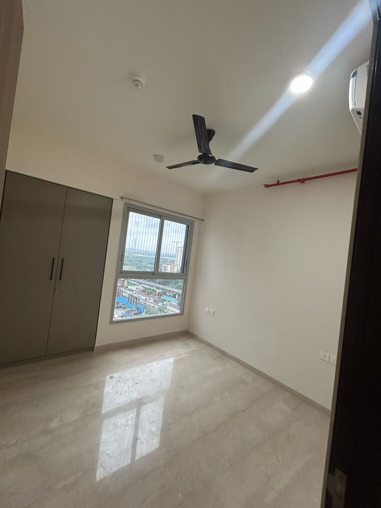 Room, piramal-vaikunth 2 Bedroom 568 Sq.Ft. Apartment In Balkum Pada Thane 9089647