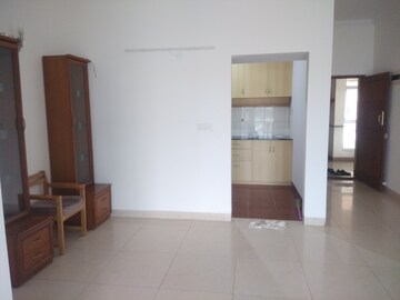 Room in 3 BHK Apartment at Esteem Enclave, Arekere – for Rent