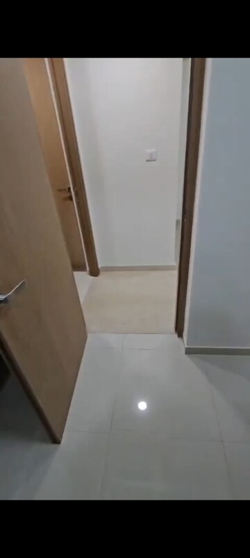 Furnished Amenities in 3 BHK Apartment at Lodha Woods, Kandivali East – for Rent