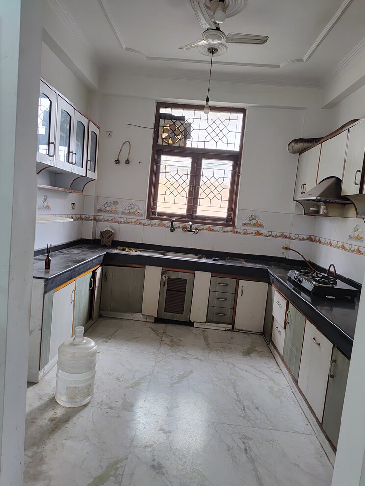 undefined, eldeco-ananda 3 Bedroom 300 Sq.Mt. Builder Floor In Sector 48 Noida 9089648