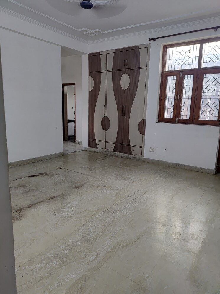 undefined, eldeco-ananda 3 Bedroom 300 Sq.Mt. Builder Floor In Sector 48 Noida 9089648