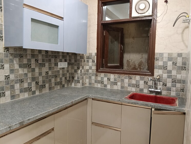 Kitchen, aya nagar 1 Bedroom 50 Sq.Yd. Builder Floor In Aya Nagar Delhi 9089635