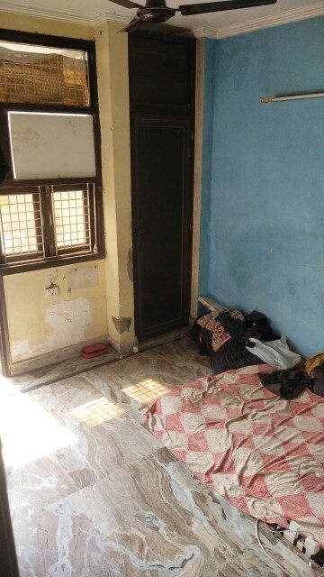 Living Room in 2 BHK Builder Floor at Mansa Ram Park – for Sale
