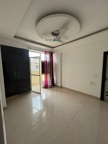 Furnished Amenities in 2 BHK Apartment at KW Srishti, Raj Nagar Extension – for Rent