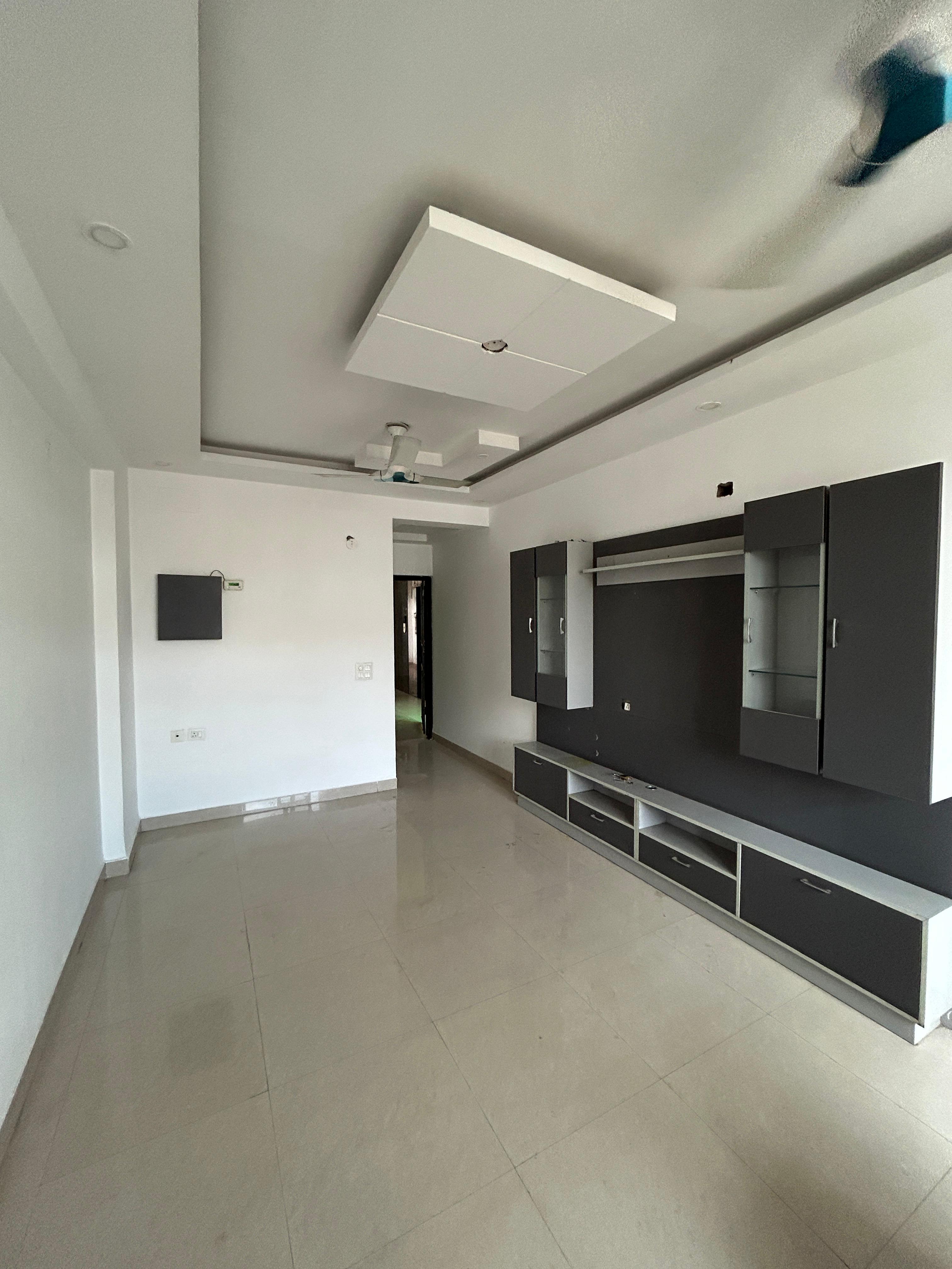 2 BHK + Study Room Apartment For Rent in KW Srishti