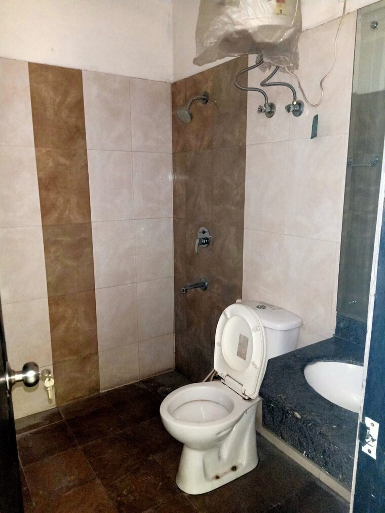Bathroom, ansal-api-esencia 3 Bedroom 1656 Sq.Ft. Builder Floor In Sector 67 Gurgaon 9089686