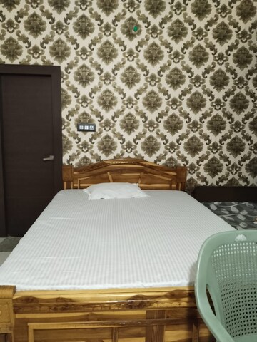 Bedroom in 3 BHK Apartment at Ashok Nagar – for Rent