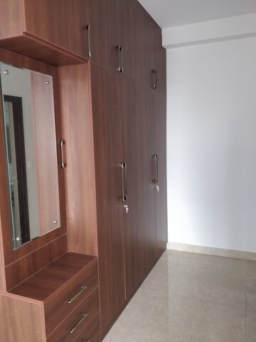 Room in 3 BHK Apartment at Mantri Pinnacle, Hulimavu – for Rent