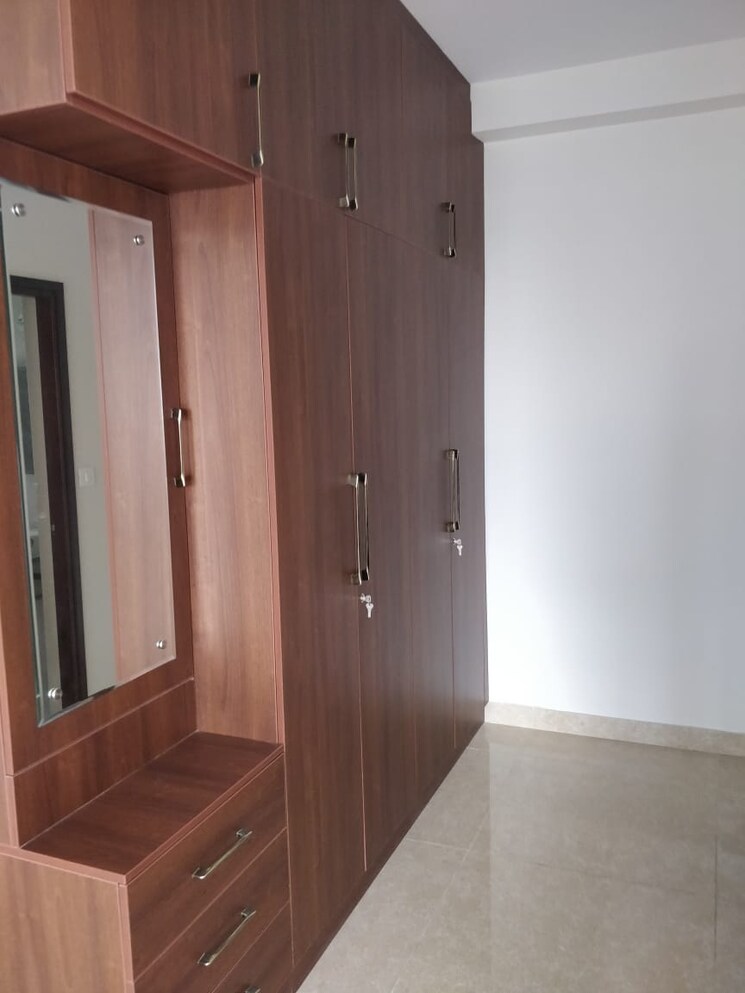 Room, mantri-pinnacle 3 Bedroom 2200 Sq.Ft. Apartment In Hulimavu Bangalore 9089690
