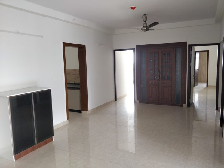 Room, mantri-pinnacle 3 Bedroom 2200 Sq.Ft. Apartment In Hulimavu Bangalore 9089690