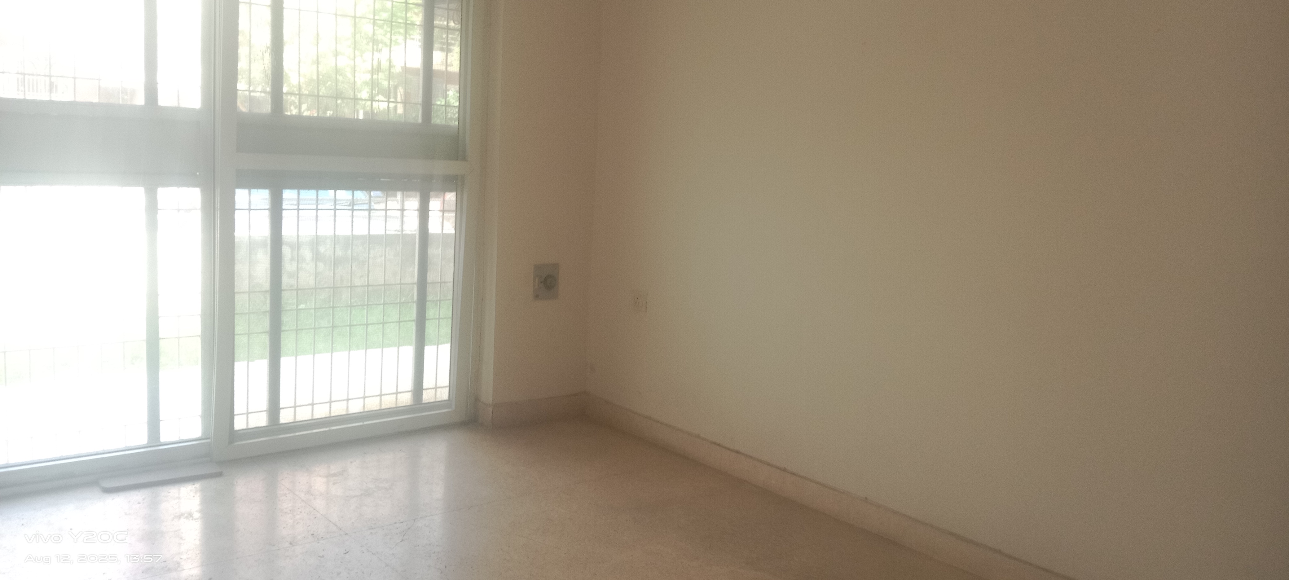 3 BHK + Extra Room Builder Floor For Rent in Orchid Island