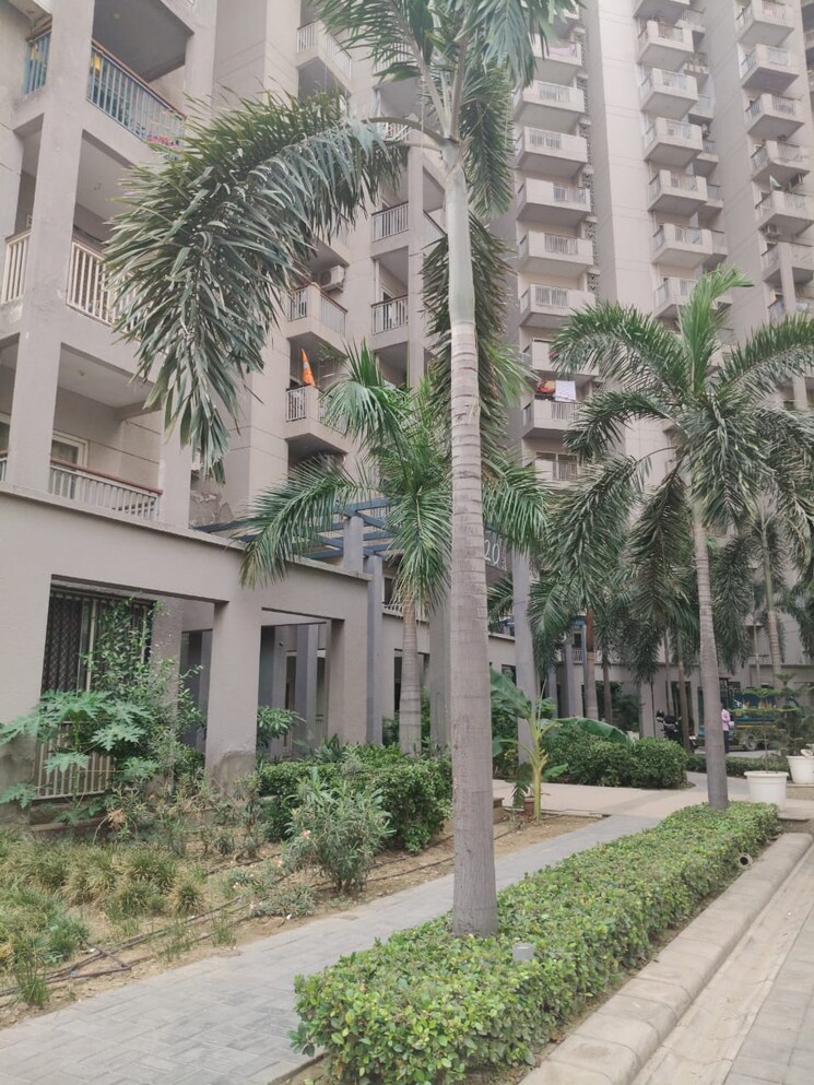 Exterior View, shri-radha-sky-gardens 3 Bedroom 1465 Sq.Ft. Apartment In Sector 16b Greater Noida Greater Noida 9089767